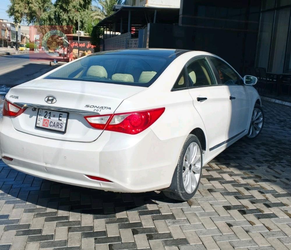 Hyundai Sonata